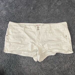 SO brand size 17 white jean shorts